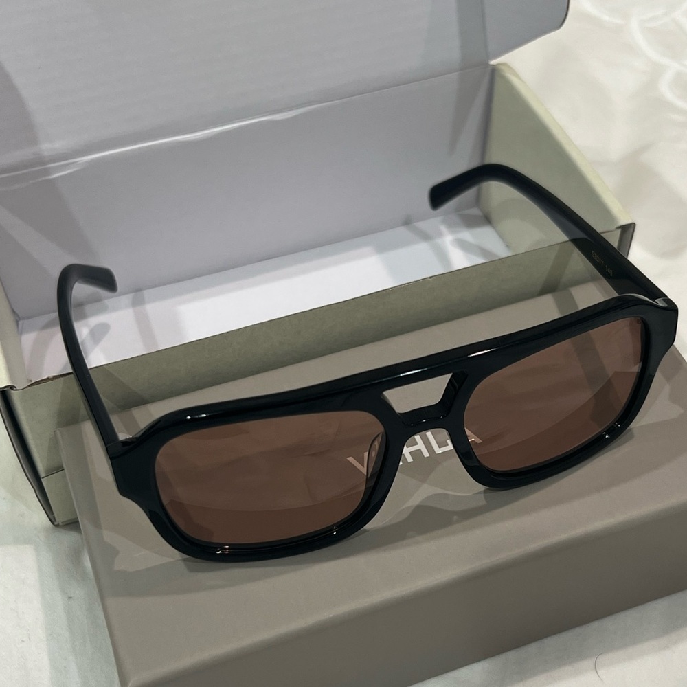 VEHLA sunglasses